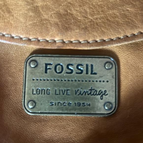 Fossil cross body, camel/mustard color leather bag - Picture 3 of 3